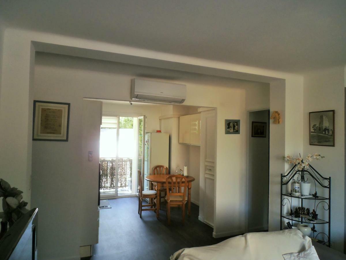 Cosy Nimes Διαμέρισμα Εξωτερικό φωτογραφία